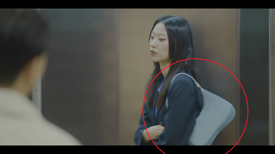 Netflix 더 패뷸러스 × JW PEI 대표 이미지